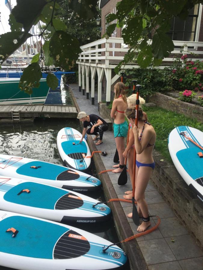 Boot & Breakfast - Slapen Op Het Water Hotell Enkhuizen Eksteriør bilde