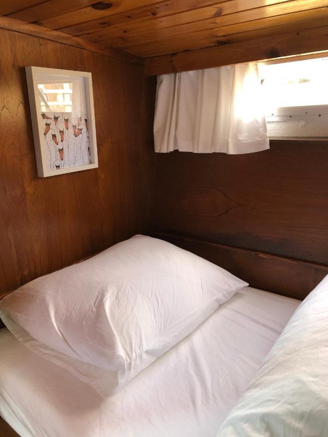 Boot & Breakfast - Slapen Op Het Water Hotell Enkhuizen Eksteriør bilde
