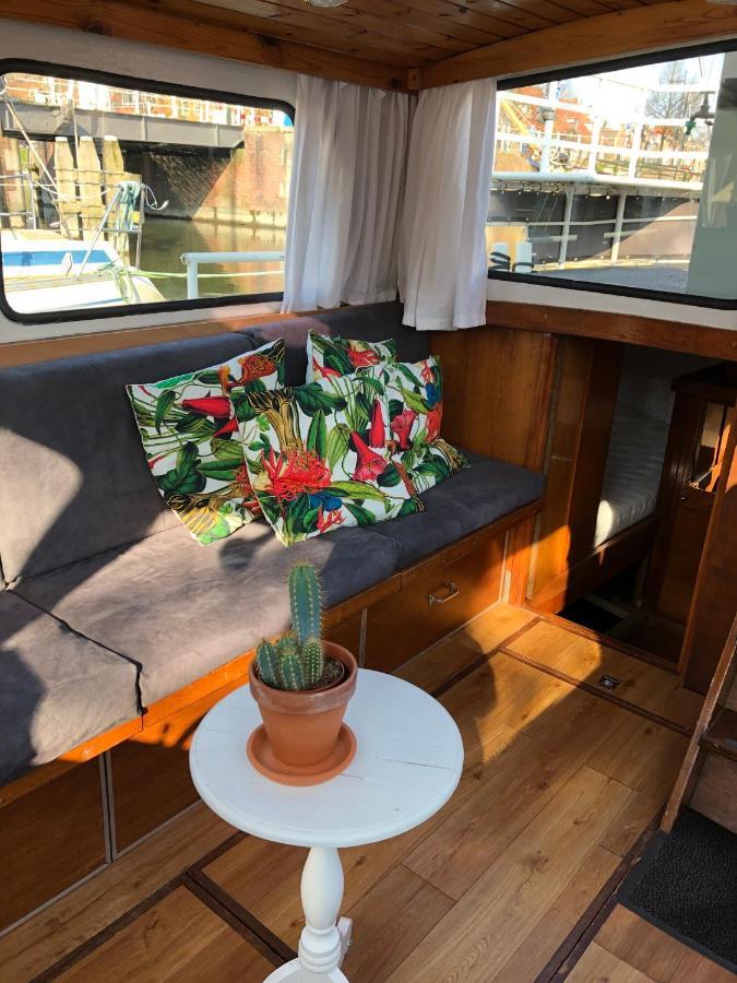 Boot & Breakfast - Slapen Op Het Water Hotell Enkhuizen Eksteriør bilde